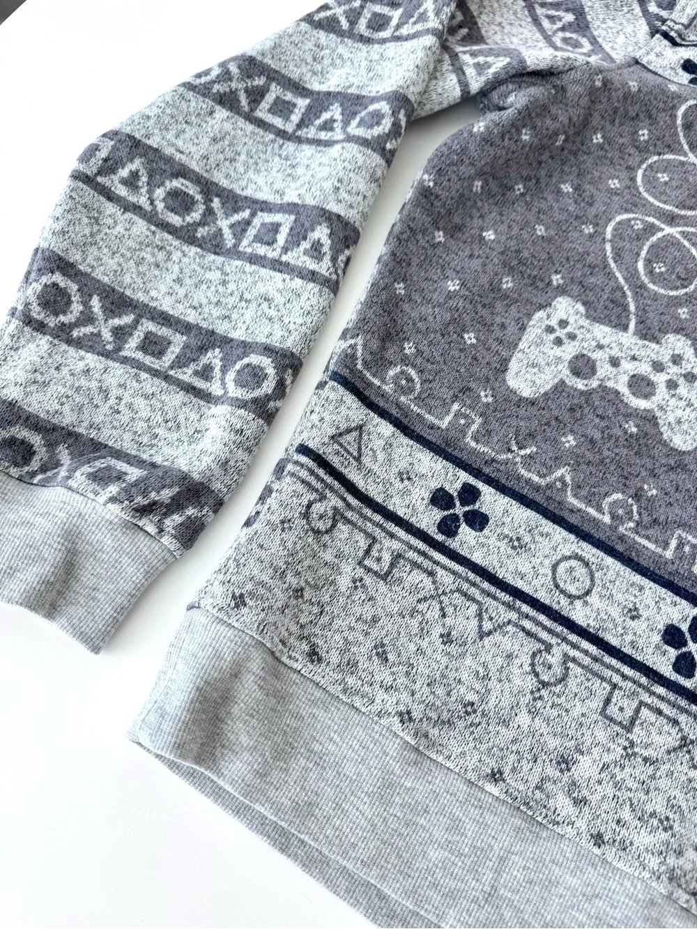PlayStation Men's Gray Logo Crewneck Sweater Size 2XL